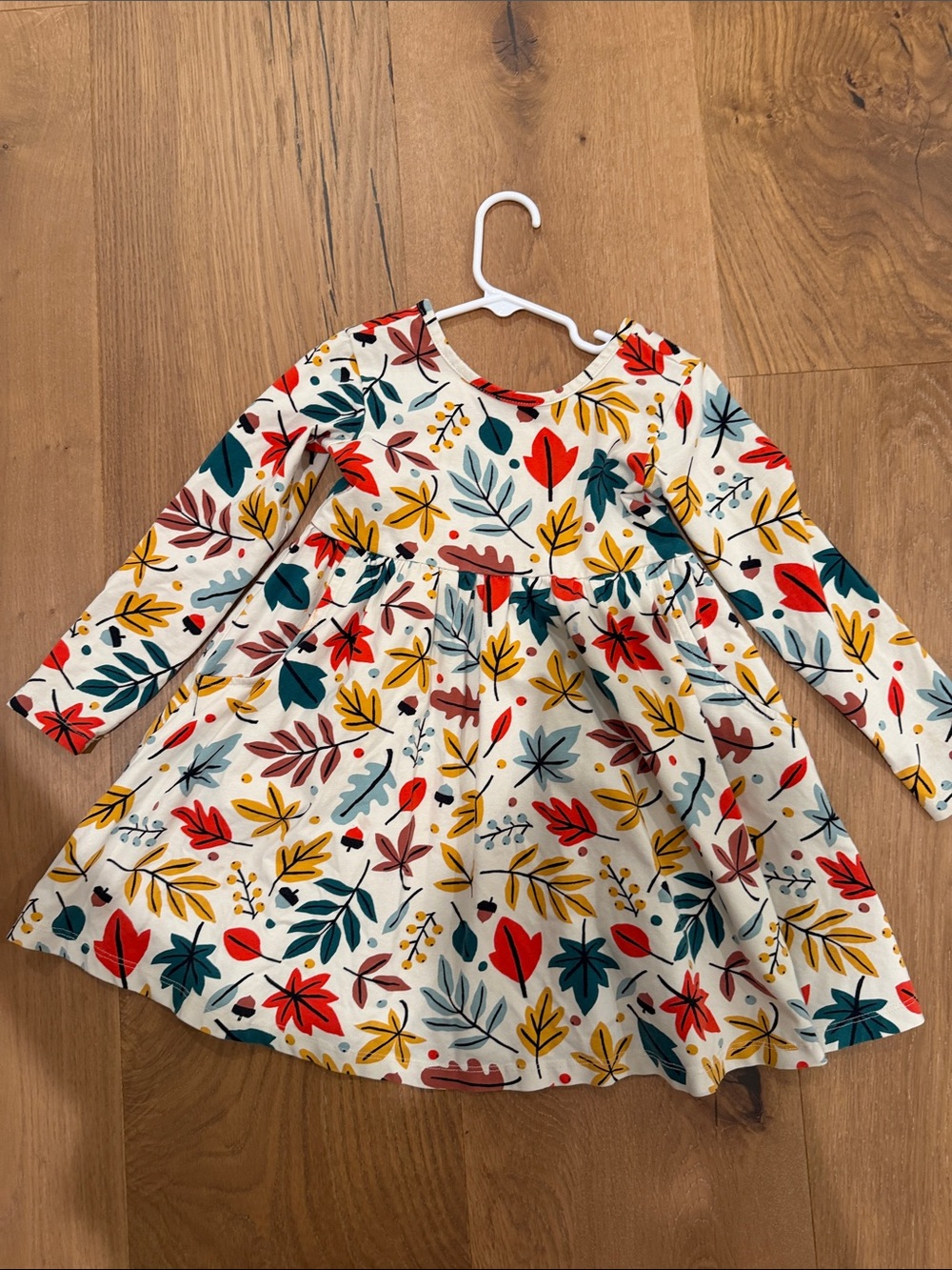 Hanna Andersson Cream Long-Sleeve Dress with Red, Mustard & Teal Leaf Print